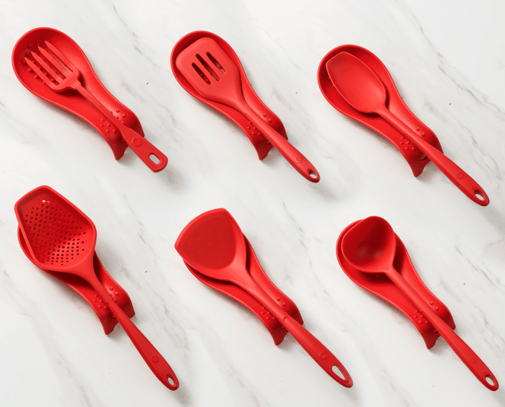 Cuisinière Vintage Avec Support à Cuillères – Bois Sculpté Et Fleurs (occasion)